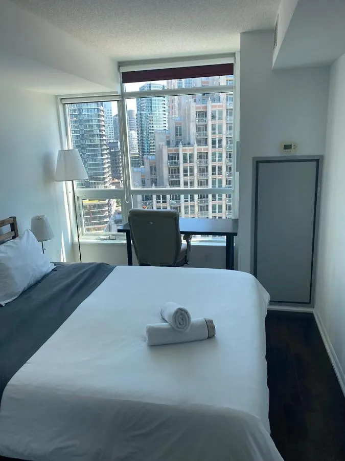 Downtown Toronto+Free Parking+Cn Tower View Apartment