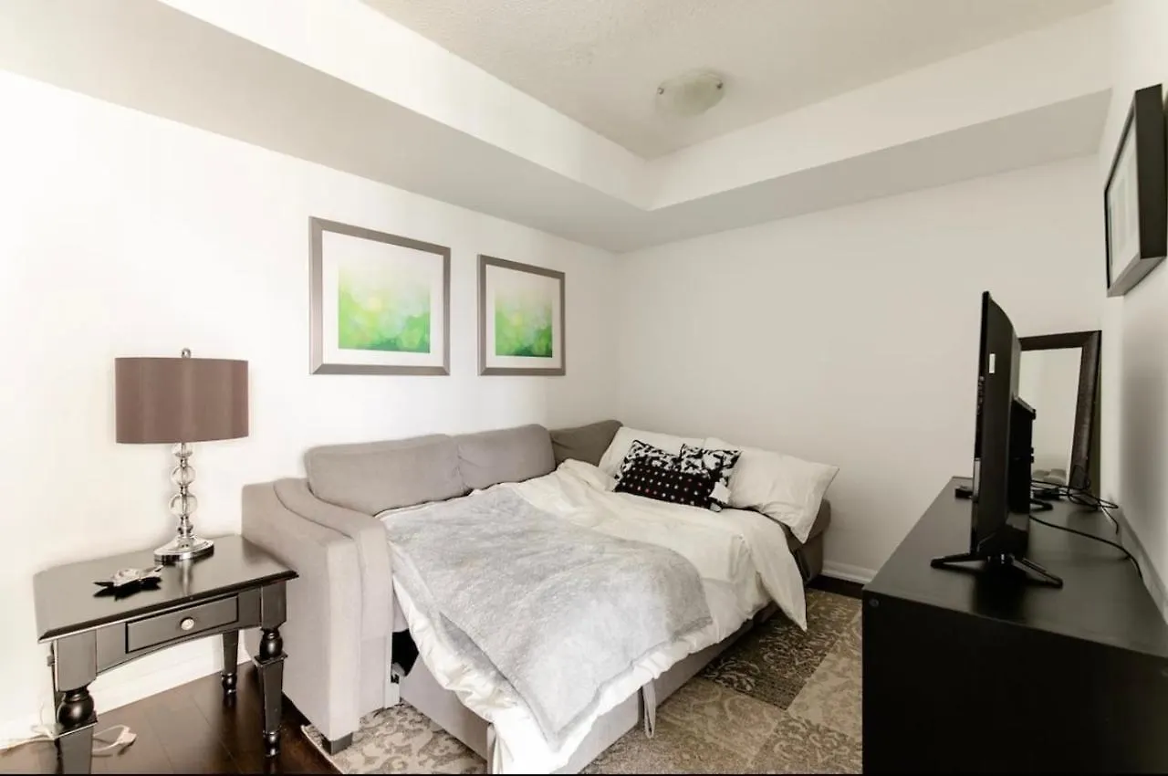 Downtown Toronto+Free Parking+Cn Tower View Apartment