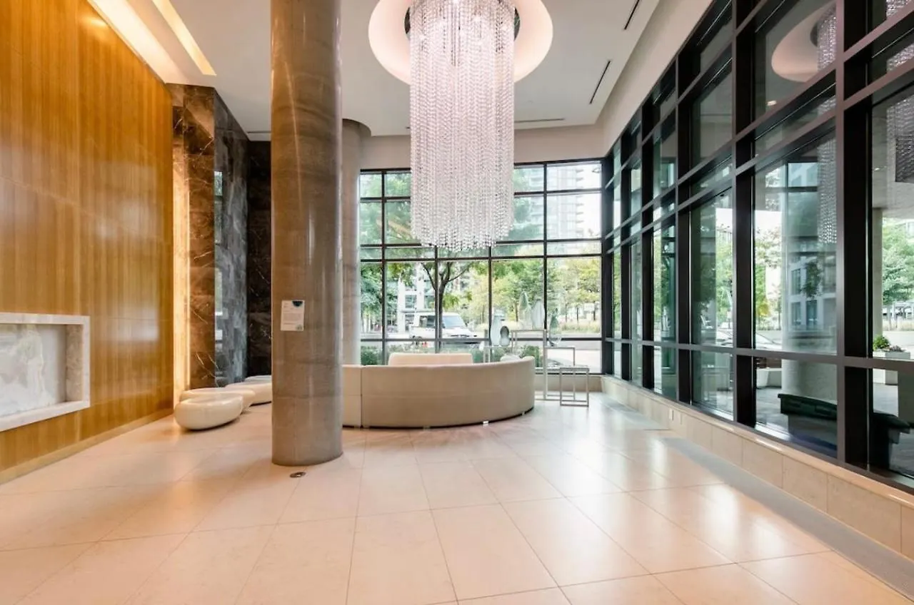 Downtown Toronto+Free Parking+Cn Tower View Apartment