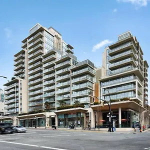 luxury-downtown-2-bedroom-suite-with-ac-and-pool.hotels-victoria.net/